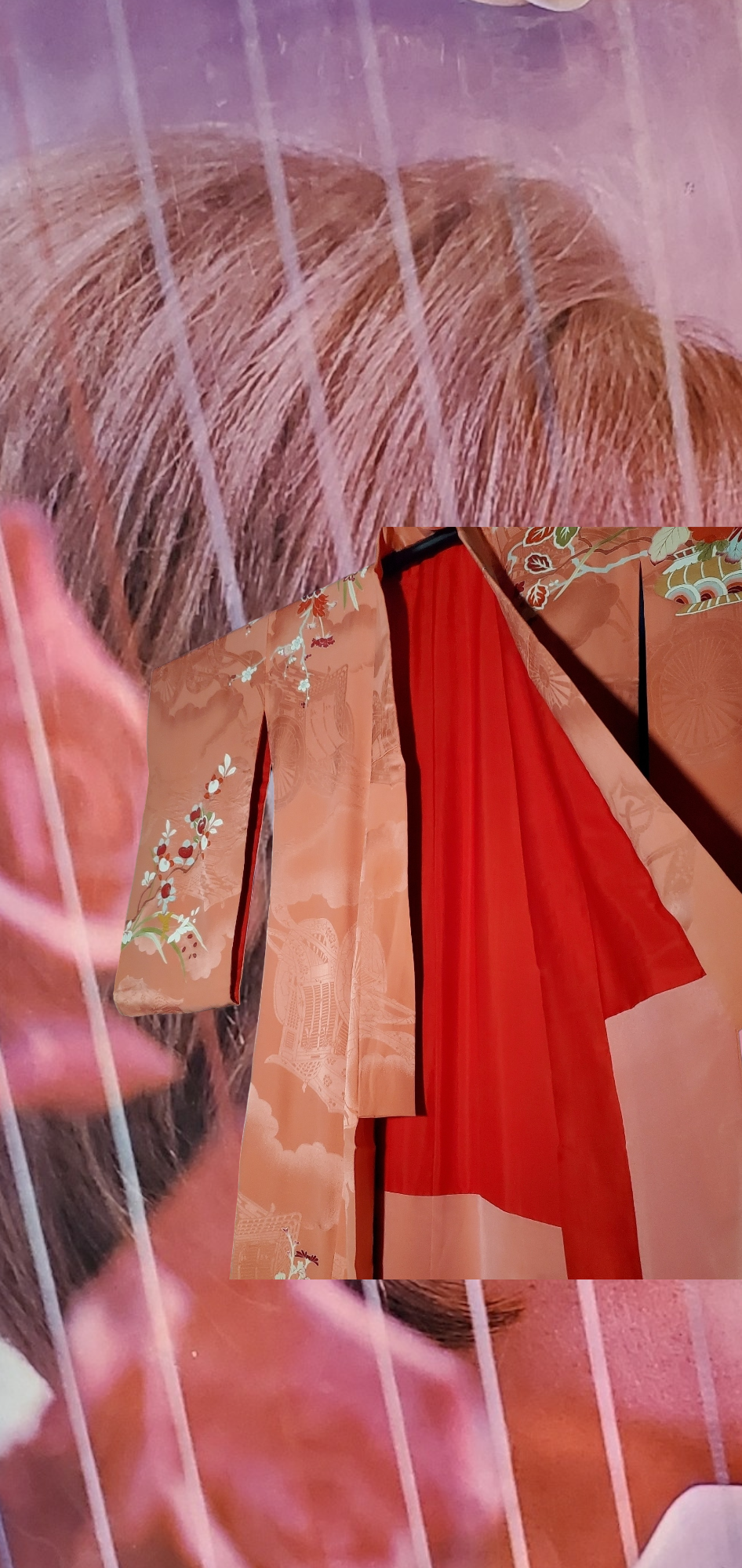 Red lining kimono